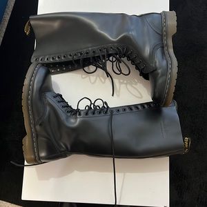 Original 20 eyelet doc martens